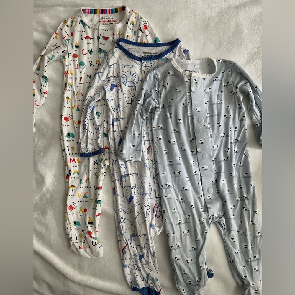 Magnetic Me Onesie Bundle - Like New!